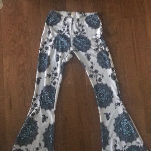 LA Hearts paisley bell bottoms